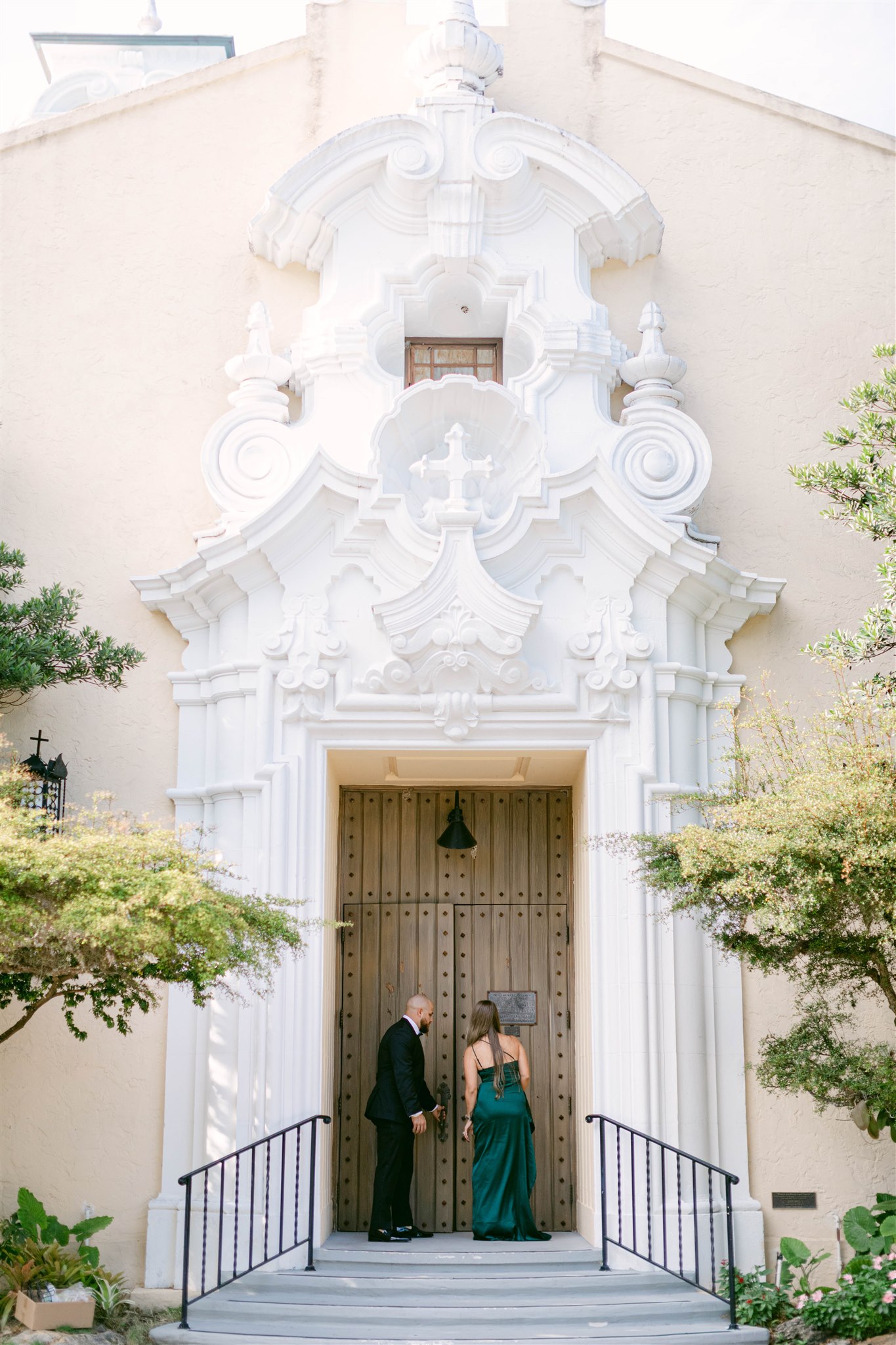 Entrance of the Coral Gables Congregational Church
